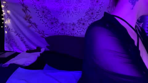 Snapshot of bossmomma chatting on January 2025 05:11:02 AM BossMom online show from January 2025 05:11:02 AM