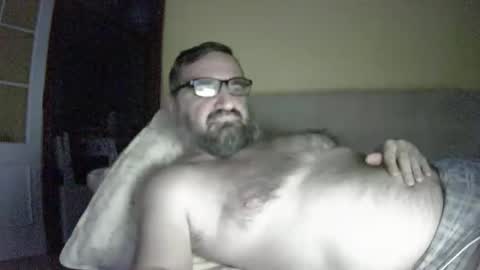 bostek online show from October 2025 02:15:01 AM