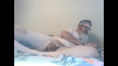 bottombitch44 online show from October 2025 04:07:02 PM