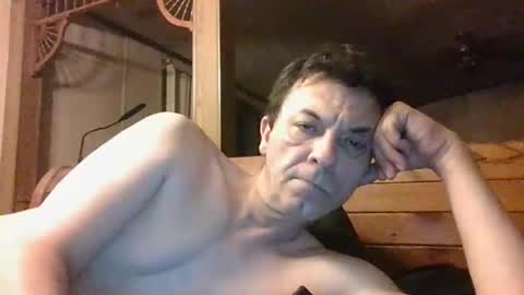 Snapshot of bottomcdforoldersc chatting on May 2026 09:17:02 AM James online show from May 2026 09:17:02 AM