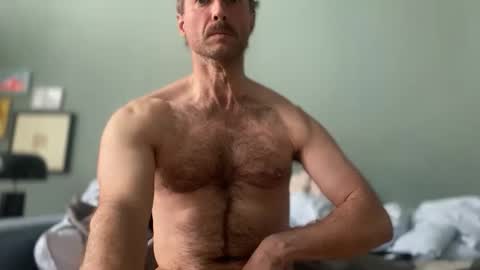 bottommanbln online show from October 2025 12:50:01 PM