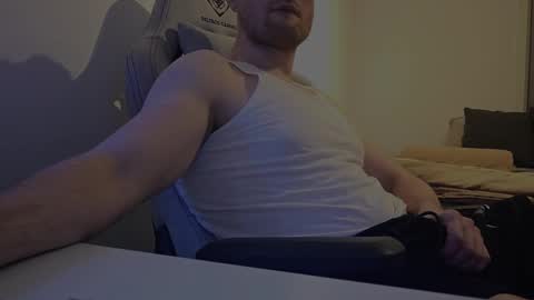 bottomtsinner online show from February 2026 10:13:02 PM