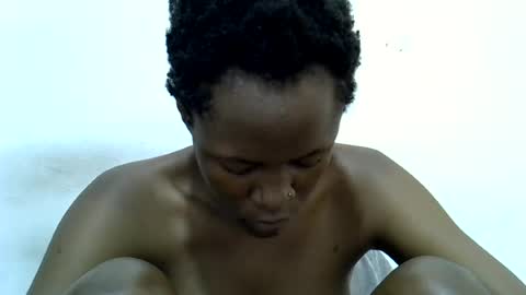 Snapshot of bouncy_vee chatting on July 2026 11:23:02 AM bouncy_vee online show from July 2026 11:23:02 AM