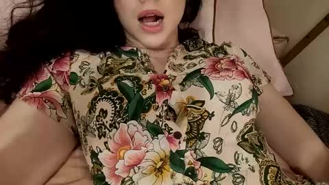 Bouncy Queen Majesty online show from March 2025 11:32:02 PM