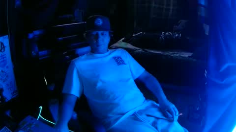 Snapshot of bowerboi1217 chatting on November 2025 10:36:01 PM Bowerboi1217 online show from November 2025 10:36:01 PM