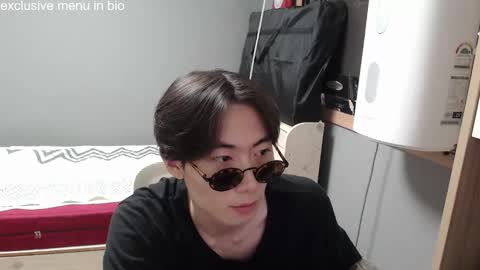 boxman556990 online show from September 2025 01:50:01 AM