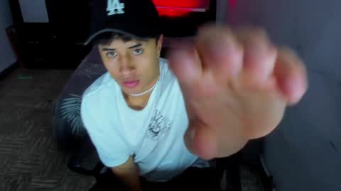 Snapshot of boy_nauthy chatting on January 2025 02:54:01 AM boy_nauthy online show from January 2025 02:54:01 AM