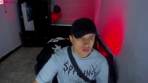 Snapshot of boy_nauthy chatting on February 2025 03:44:01 AM boy_nauthy online show from February 2025 03:44:01 AM