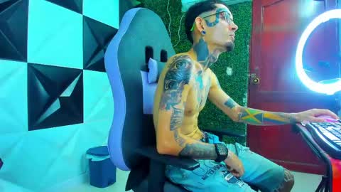 Snapshot of boy_tatto77 chatting on May 2026 11:26:01 AM boy_tatto77 online show from May 2026 11:26:01 AM