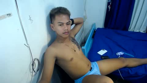 boyax16 online show from January 2025 02:18:01 PM