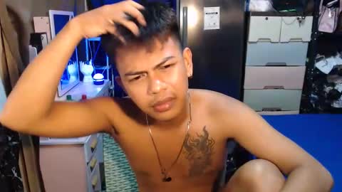 boyax16 online show from September 2025 05:14:01 PM