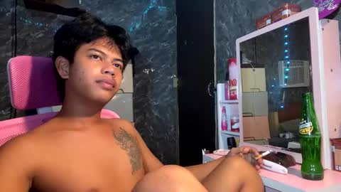 boyax16 online show from November 2025 06:18:02 PM