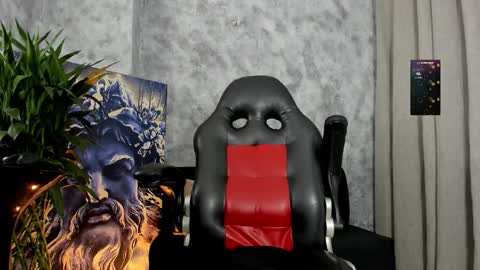 boyc02_ online show from November 2025 12:49:01 PM