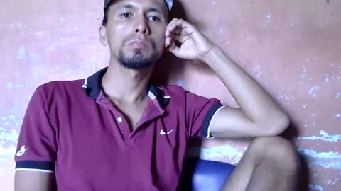 Boy online show from October 2025 08:51:01 PM