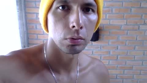 Boy online show from October 2025 03:01:02 PM