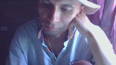 Boy online show from May 2026 06:04:01 PM