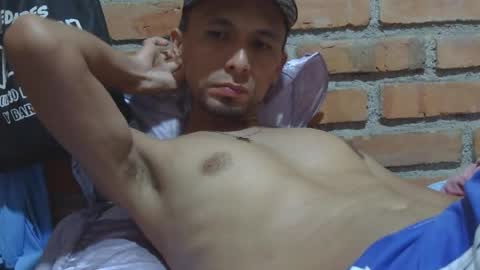 Snapshot of boycumlatino21 chatting on May 2026 12:27:01 AM Boy online show from May 2026 12:27:01 AM