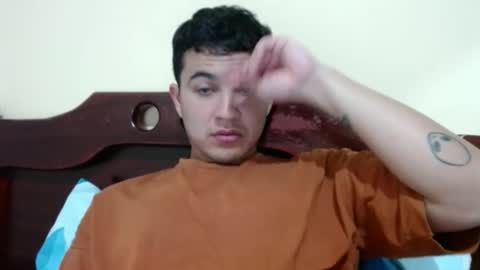 Snapshot of boyfit2023 chatting on December 2024 02:42:02 AM boyfit2023 online show from December 2024 02:42:02 AM