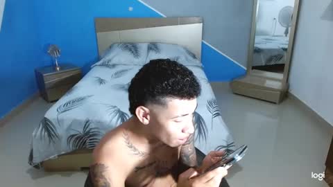 boyhot_sw online show from January 2025 01:26:02 AM