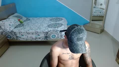 boyhot_sw online show from February 2025 02:28:01 AM