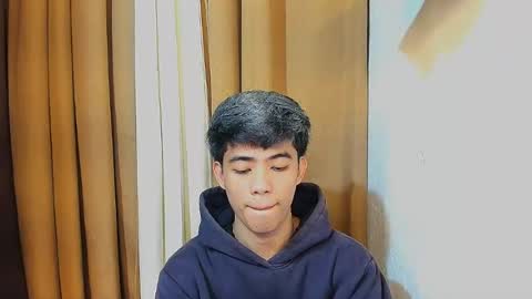 Snapshot of boynextdoor4ux chatting on July 2026 06:18:01 PM HI IM JAMES DONT FORGET GIVE ME THUMBS UP AND JOIN TO MY FANCLUB online show from July 2026 06:18:01 PM