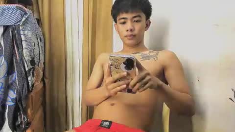 Snapshot of boynextdoor4ux chatting on July 2026 01:01:01 AM HI IM JAMES DONT FORGET GIVE ME THUMBS UP AND JOIN TO MY FANCLUB online show from July 2026 01:01:01 AM