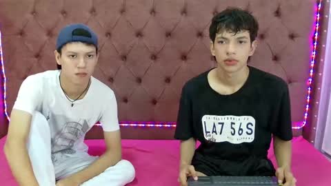 ALEX - TAYLER  -MIKE online show from December 2024 01:43:02 PM