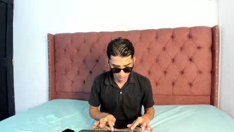 ALEX - TAYLER  -MIKE online show from September 2025 01:03:01 PM