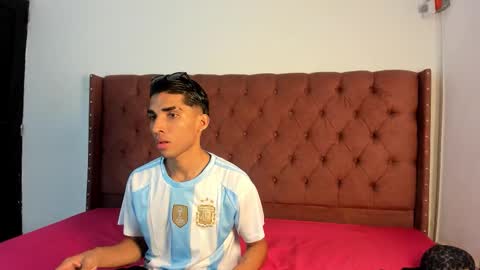 ALEX - TAYLER  -MIKE online show from September 2025 01:05:01 PM