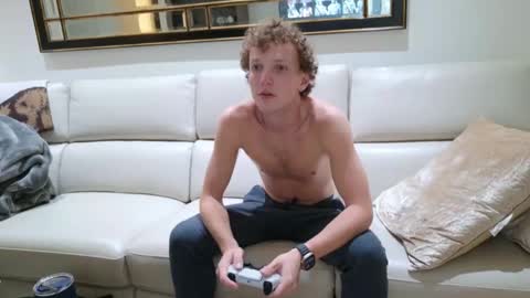 Boyyhb online show from November 2025 06:19:02 PM