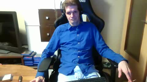 Snapshot of bponie1 chatting on December 2024 02:03:02 AM bponie1 online show from December 2024 02:03:02 AM