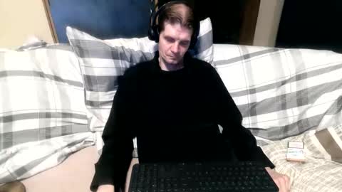 Snapshot of bponie1 chatting on November 2025 01:07:02 AM bponie1 online show from November 2025 01:07:02 AM