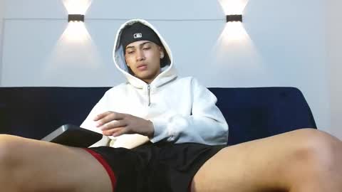 Snapshot of br4ndon_cooper chatting on September 2025 02:52:01 PM Brandon online show from September 2025 02:52:01 PM