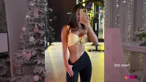 Lana  online show from January 2026 11:10:02 PM