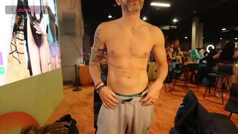 BradBronton online show from April 2026 06:46:01 PM