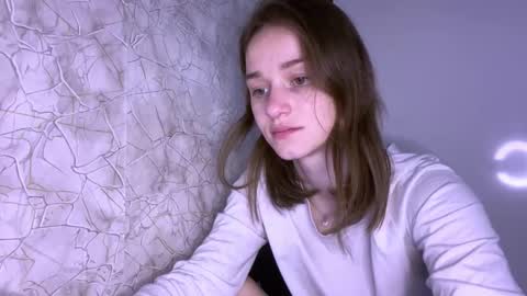 Kate online show from March 2026 06:03:02 PM