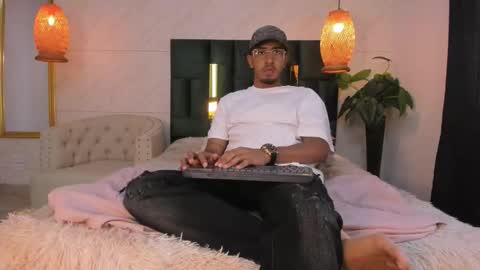 Brand  online show from November 2025 03:06:02 PM