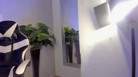 Brand  online show from December 2025 09:27:02 AM