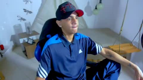 Snapshot of brand_hades chatting on June 2026 02:05:01 AM B R A N D online show from June 2026 02:05:01 AM