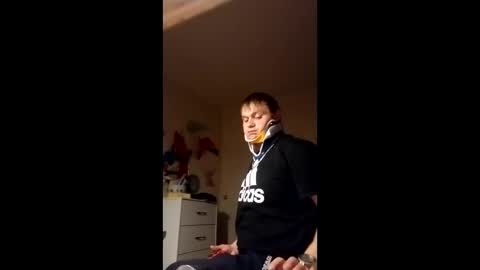 Snapshot of brandon281997 chatting on February 2026 02:30:01 AM brandon281997 online show from February 2026 02:30:01 AM