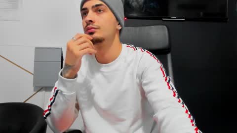 BrandonTateX online show from December 2025 05:08:02 PM