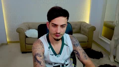Snapshot of brandontatex chatting on June 2026 07:20:01 PM BrandonTateX online show from June 2026 07:20:01 PM