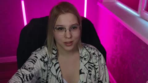 Snapshot of brandy__stars chatting on January 2025 06:21:01 AM Belle online show from January 2025 06:21:01 AM