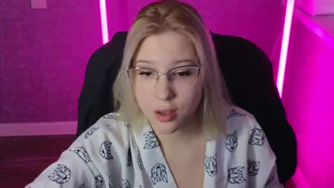 Snapshot of brandy__stars chatting on January 2025 05:48:02 AM Belle online show from January 2025 05:48:02 AM