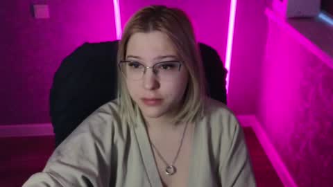 Snapshot of brandy__stars chatting on February 2025 02:15:01 AM Belle online show from February 2025 02:15:01 AM