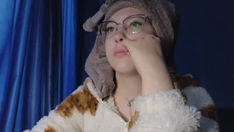 Snapshot of brandy__stars chatting on September 2025 02:54:02 AM Belle online show from September 2025 02:54:02 AM