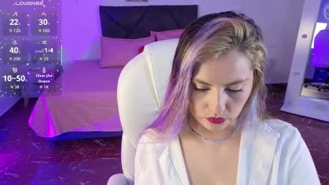 BRANDY  online show from November 2025 04:34:01 AM