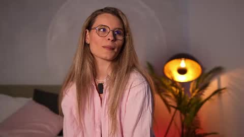 Alex online show from April 2026 07:03:02 AM