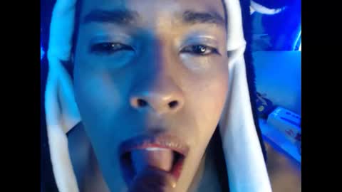 brayanstrz online show from October 2025 01:39:01 AM