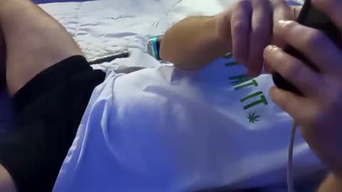 hard like rock online show from December 2024 01:37:02 AM